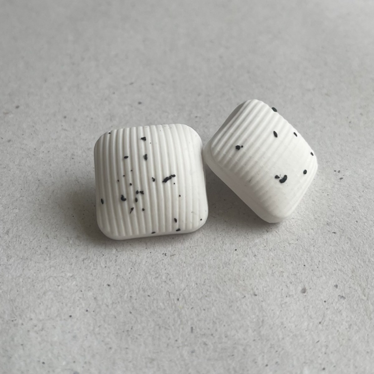 ARBA BLACK-WHITE7